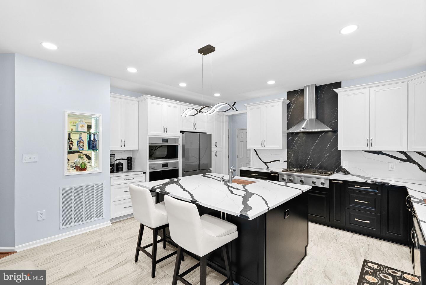 7633 GREAT DOVER ST, GAINESVILLE, Virginia 20155, 5 Bedrooms Bedrooms, ,4 BathroomsBathrooms,Residential,For sale,7633 GREAT DOVER ST,VAPW2095532 MLS # VAPW2095532