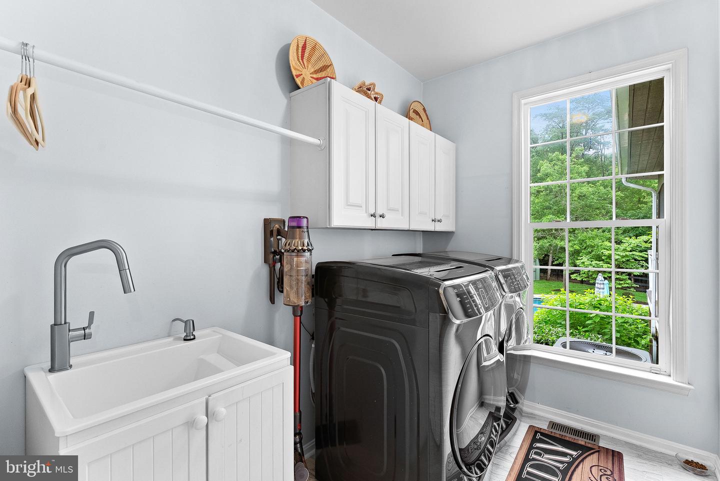 7633 GREAT DOVER ST, GAINESVILLE, Virginia 20155, 5 Bedrooms Bedrooms, ,4 BathroomsBathrooms,Residential,For sale,7633 GREAT DOVER ST,VAPW2095532 MLS # VAPW2095532