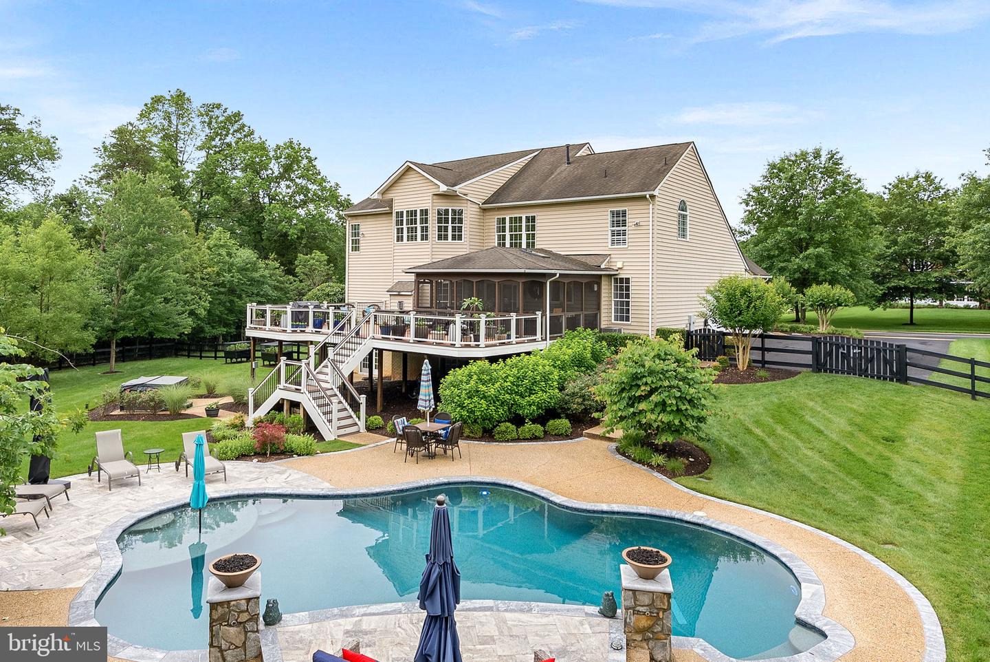 7633 GREAT DOVER ST, GAINESVILLE, Virginia 20155, 5 Bedrooms Bedrooms, ,4 BathroomsBathrooms,Residential,For sale,7633 GREAT DOVER ST,VAPW2095532 MLS # VAPW2095532