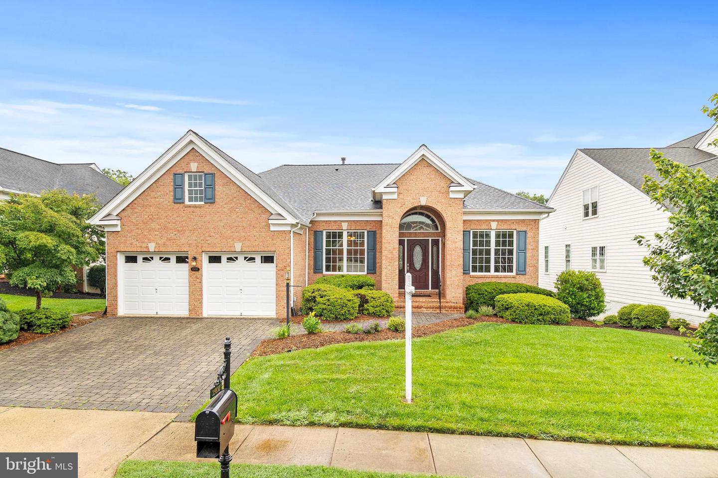 15691 ALDERBROOK DR, HAYMARKET, Virginia 20169, 2 Bedrooms Bedrooms, ,3 BathroomsBathrooms,Residential,For sale,15691 ALDERBROOK DR,VAPW2095580 MLS # VAPW2095580