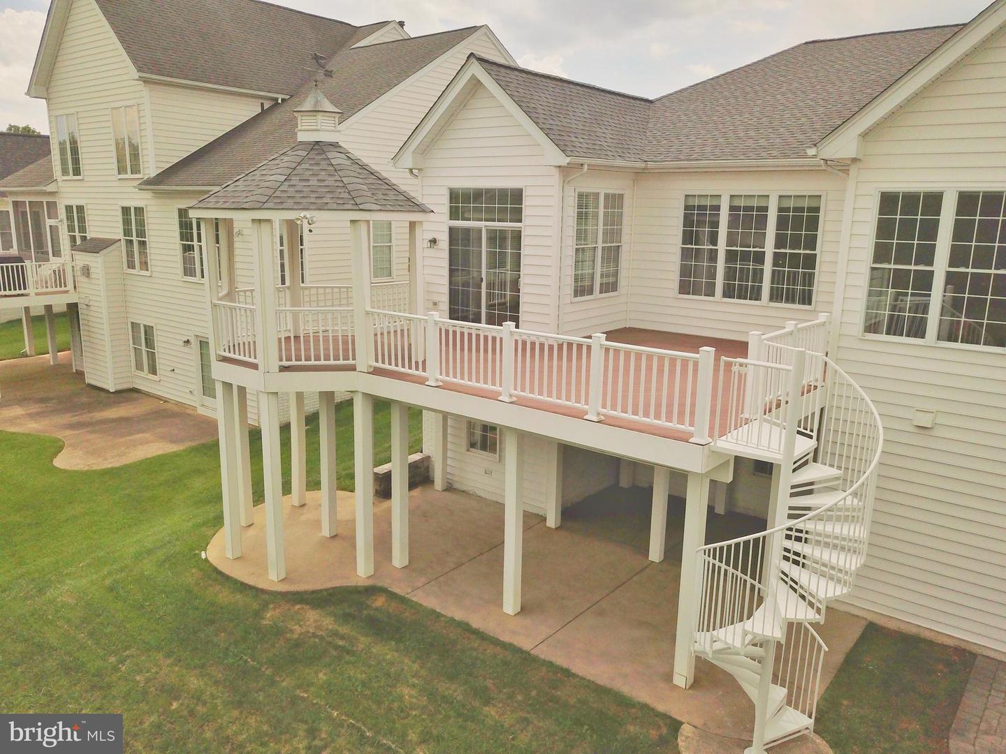 15691 ALDERBROOK DR, HAYMARKET, Virginia 20169, 2 Bedrooms Bedrooms, ,3 BathroomsBathrooms,Residential,For sale,15691 ALDERBROOK DR,VAPW2095580 MLS # VAPW2095580