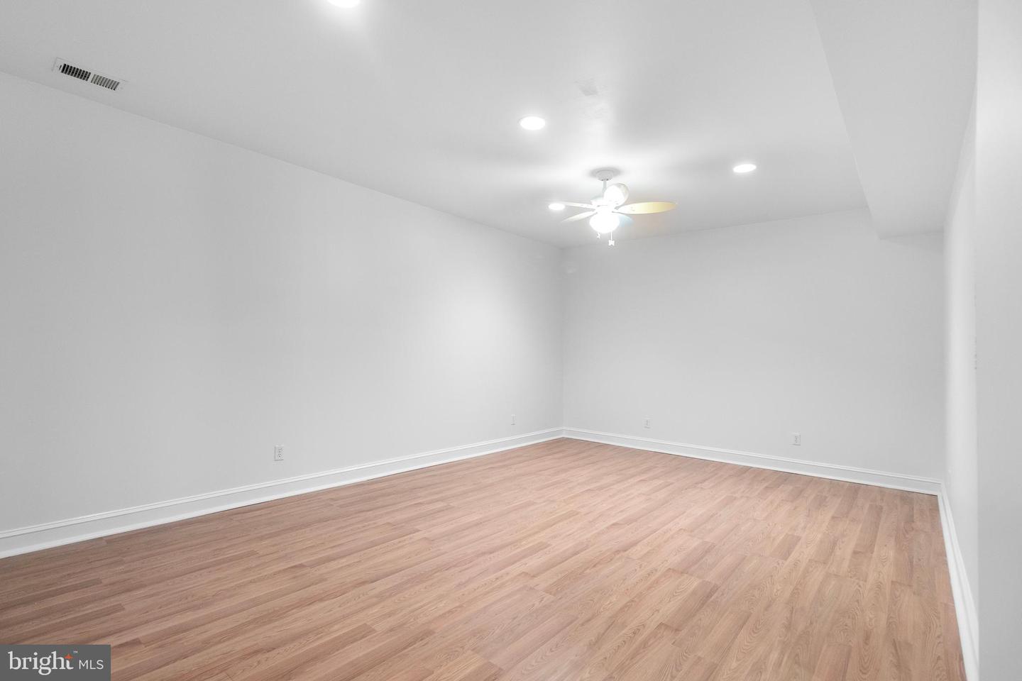15691 ALDERBROOK DR, HAYMARKET, Virginia 20169, 2 Bedrooms Bedrooms, ,3 BathroomsBathrooms,Residential,For sale,15691 ALDERBROOK DR,VAPW2095580 MLS # VAPW2095580
