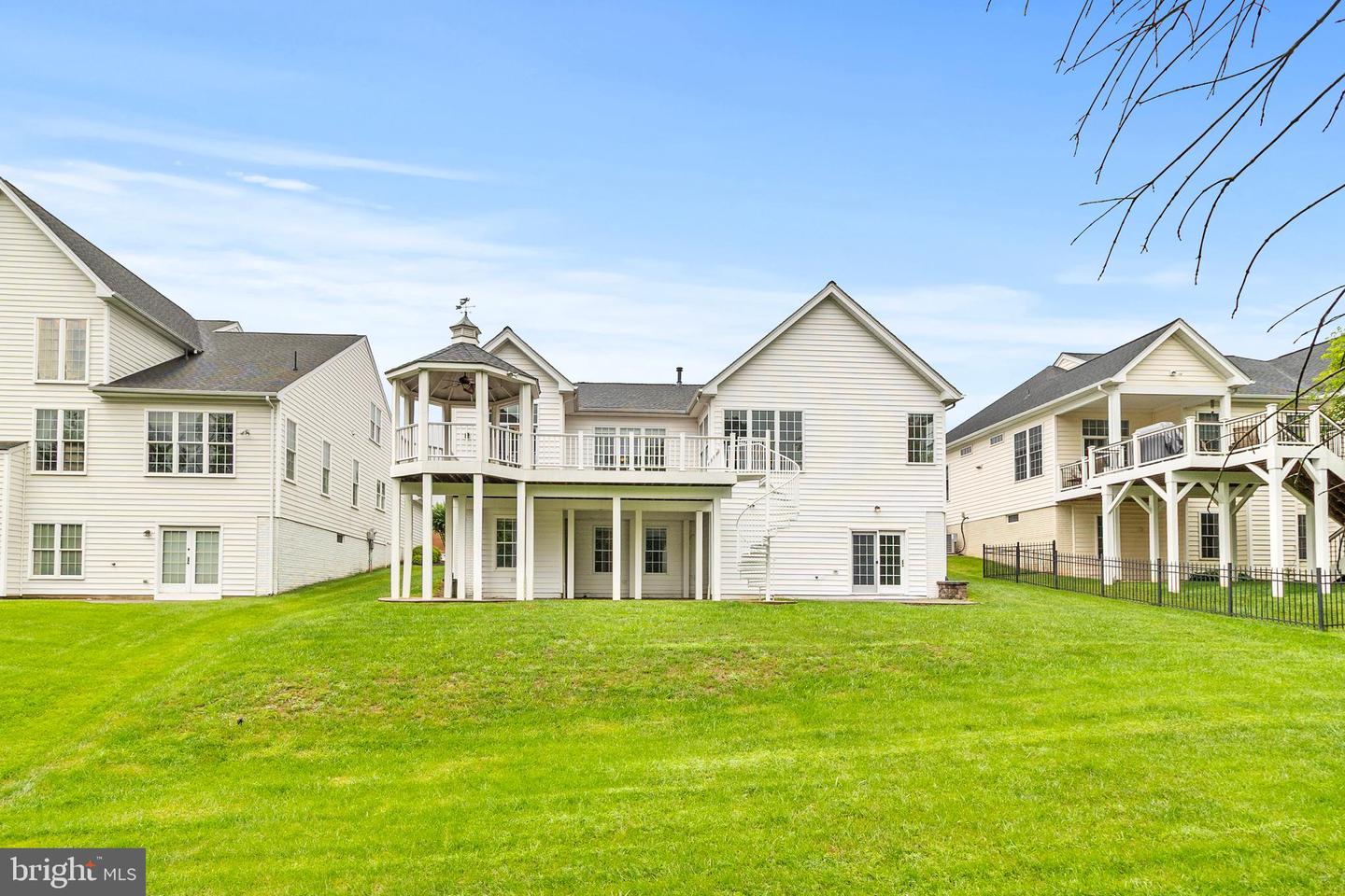 15691 ALDERBROOK DR, HAYMARKET, Virginia 20169, 2 Bedrooms Bedrooms, ,3 BathroomsBathrooms,Residential,For sale,15691 ALDERBROOK DR,VAPW2095580 MLS # VAPW2095580