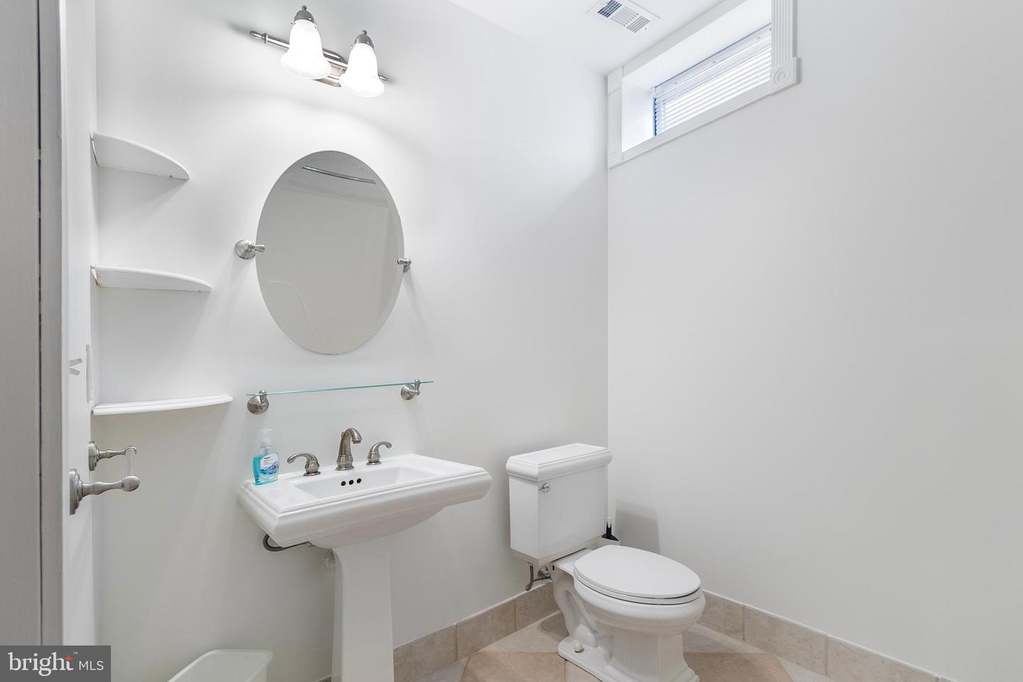 15691 ALDERBROOK DR, HAYMARKET, Virginia 20169, 2 Bedrooms Bedrooms, ,3 BathroomsBathrooms,Residential,For sale,15691 ALDERBROOK DR,VAPW2095580 MLS # VAPW2095580