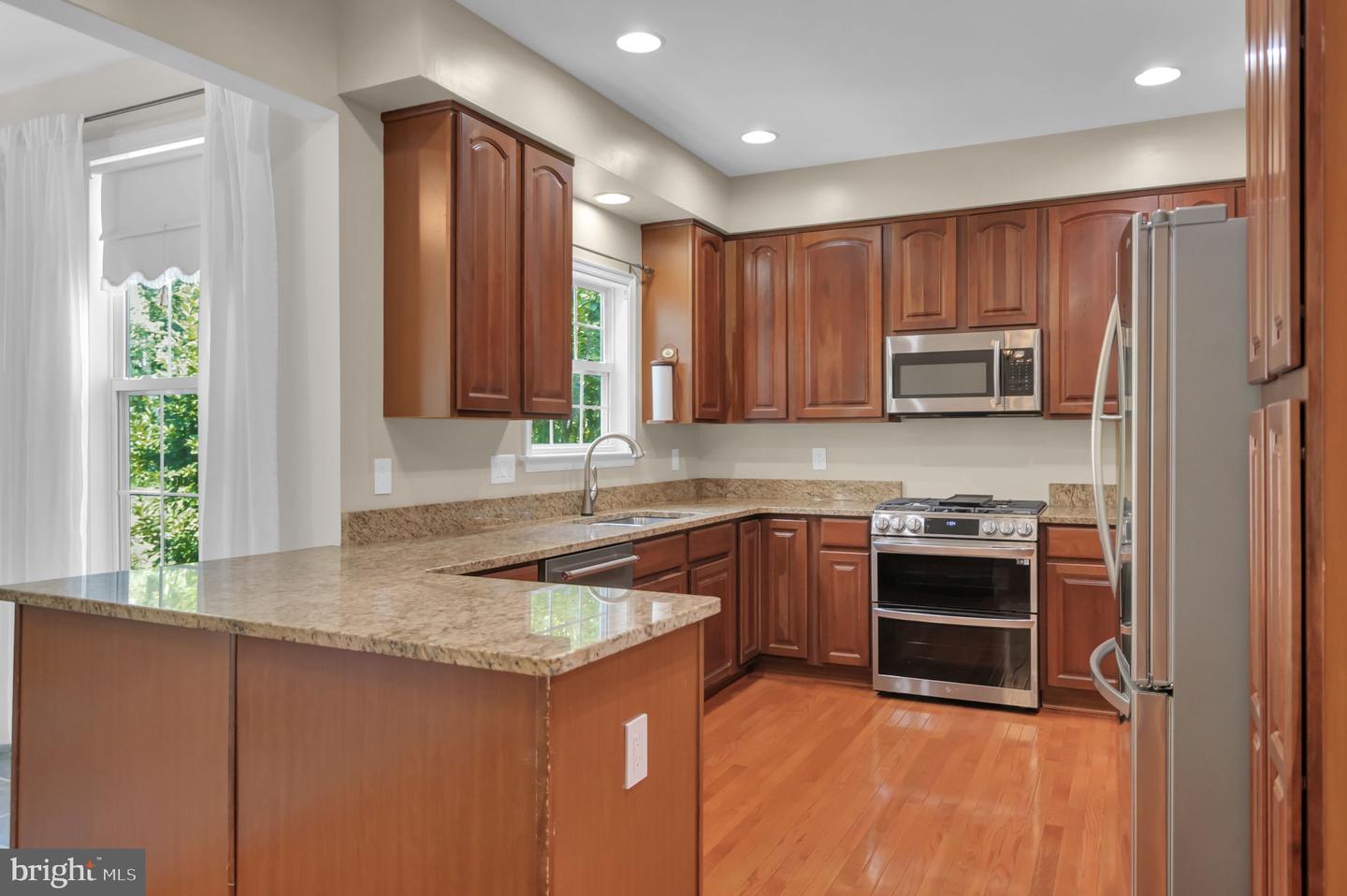 5833 RHODE ISLAND DR, WOODBRIDGE, Virginia 22193, 4 Bedrooms Bedrooms, ,3 BathroomsBathrooms,Residential,For sale,5833 RHODE ISLAND DR,VAPW2095616 MLS # VAPW2095616