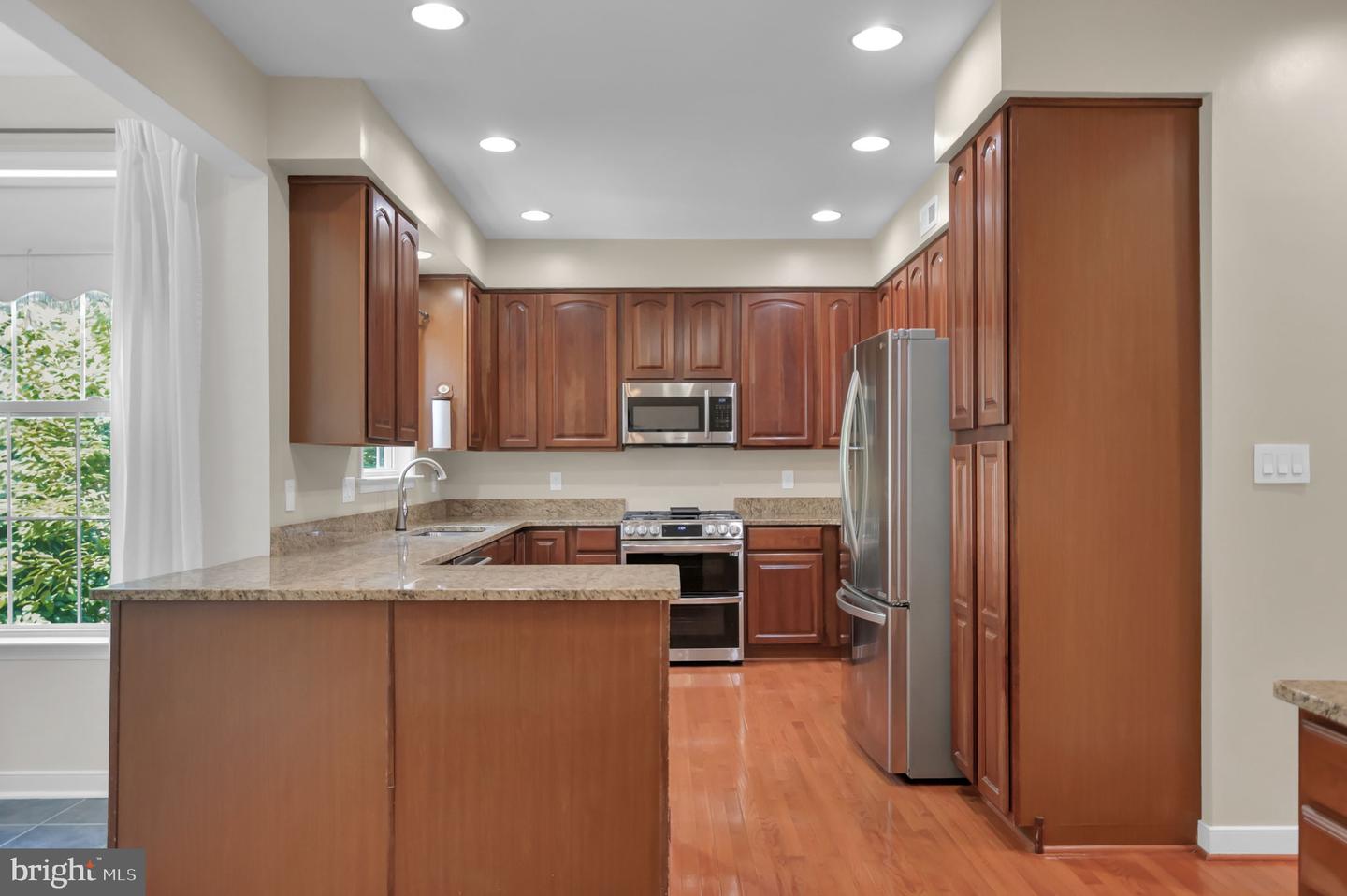5833 RHODE ISLAND DR, WOODBRIDGE, Virginia 22193, 4 Bedrooms Bedrooms, ,3 BathroomsBathrooms,Residential,For sale,5833 RHODE ISLAND DR,VAPW2095616 MLS # VAPW2095616