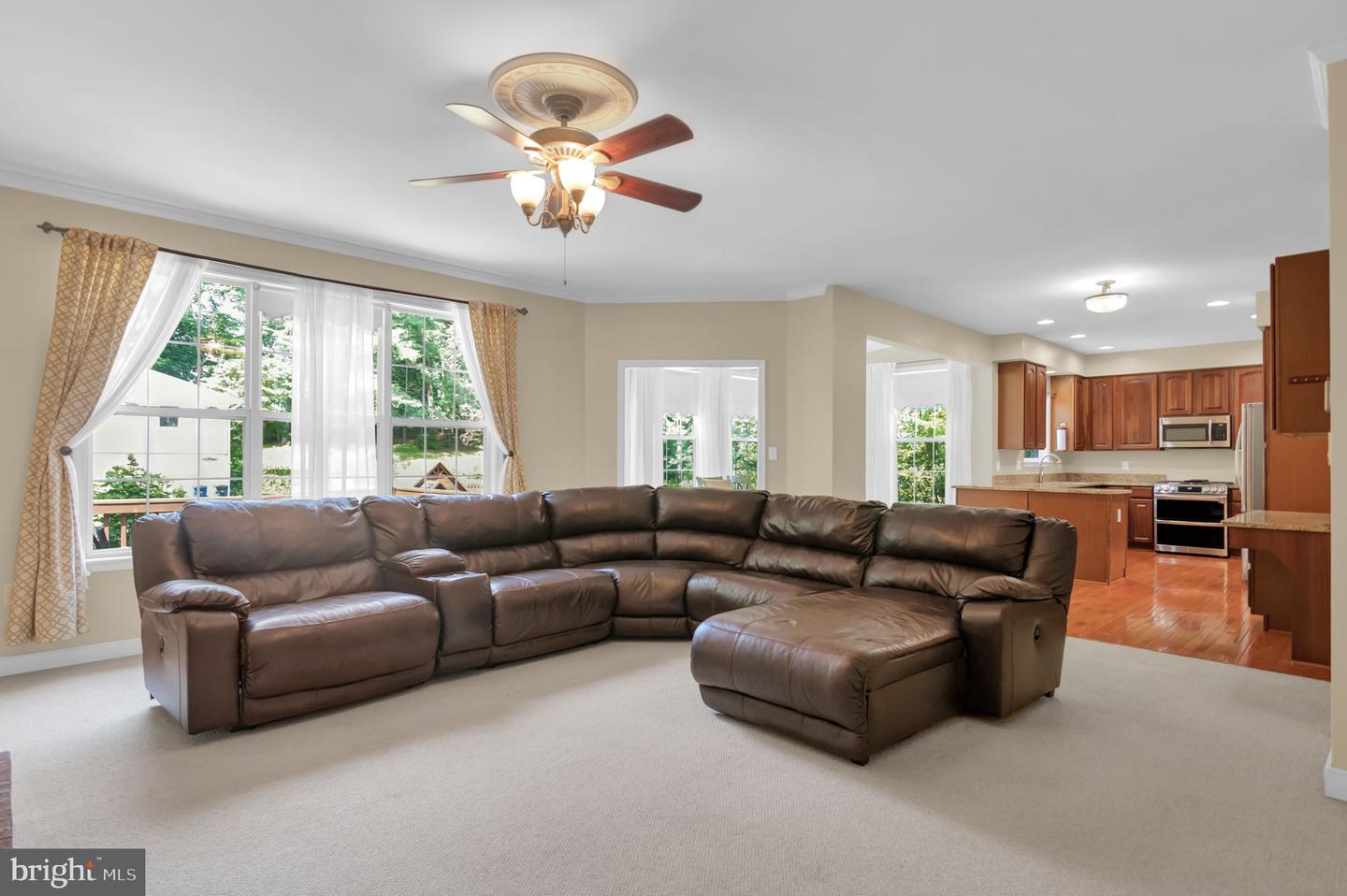 5833 RHODE ISLAND DR, WOODBRIDGE, Virginia 22193, 4 Bedrooms Bedrooms, ,3 BathroomsBathrooms,Residential,For sale,5833 RHODE ISLAND DR,VAPW2095616 MLS # VAPW2095616