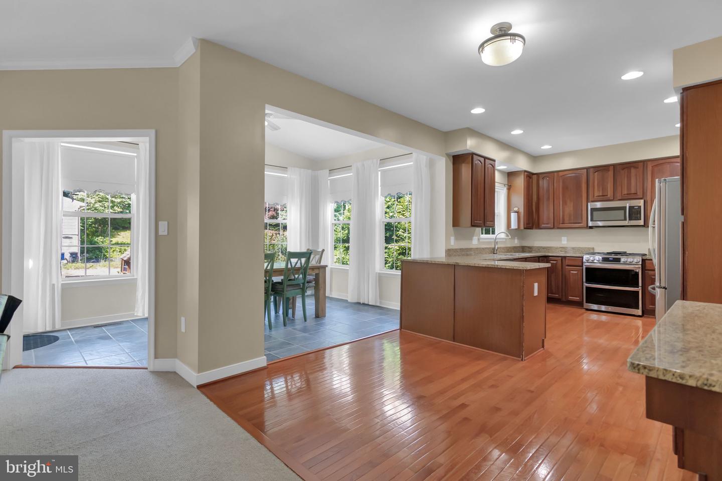 5833 RHODE ISLAND DR, WOODBRIDGE, Virginia 22193, 4 Bedrooms Bedrooms, ,3 BathroomsBathrooms,Residential,For sale,5833 RHODE ISLAND DR,VAPW2095616 MLS # VAPW2095616