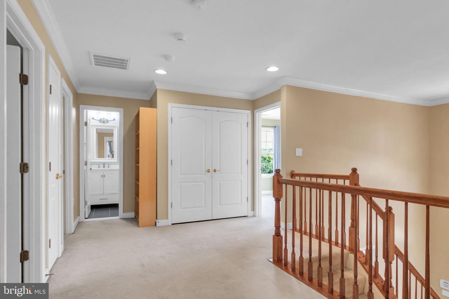 5833 RHODE ISLAND DR, WOODBRIDGE, Virginia 22193, 4 Bedrooms Bedrooms, ,3 BathroomsBathrooms,Residential,For sale,5833 RHODE ISLAND DR,VAPW2095616 MLS # VAPW2095616