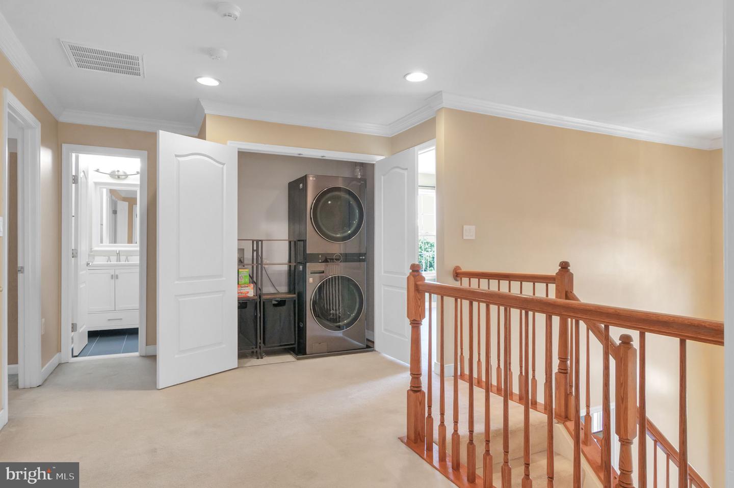 5833 RHODE ISLAND DR, WOODBRIDGE, Virginia 22193, 4 Bedrooms Bedrooms, ,3 BathroomsBathrooms,Residential,For sale,5833 RHODE ISLAND DR,VAPW2095616 MLS # VAPW2095616