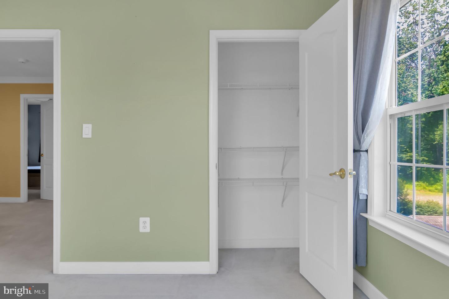 5833 RHODE ISLAND DR, WOODBRIDGE, Virginia 22193, 4 Bedrooms Bedrooms, ,3 BathroomsBathrooms,Residential,For sale,5833 RHODE ISLAND DR,VAPW2095616 MLS # VAPW2095616