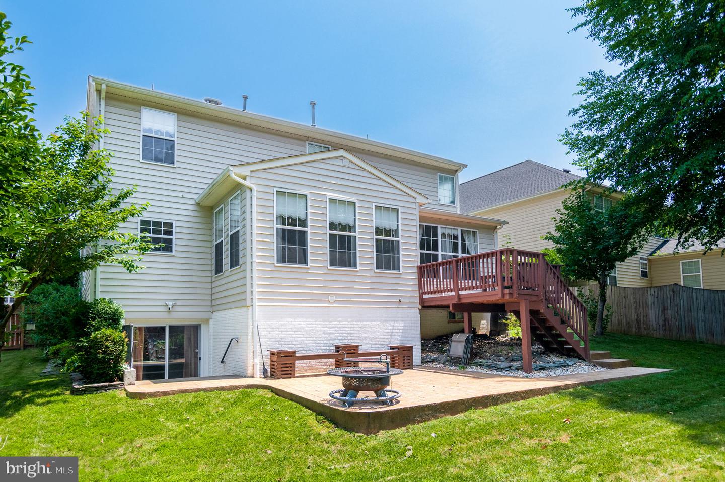 5833 RHODE ISLAND DR, WOODBRIDGE, Virginia 22193, 4 Bedrooms Bedrooms, ,3 BathroomsBathrooms,Residential,For sale,5833 RHODE ISLAND DR,VAPW2095616 MLS # VAPW2095616