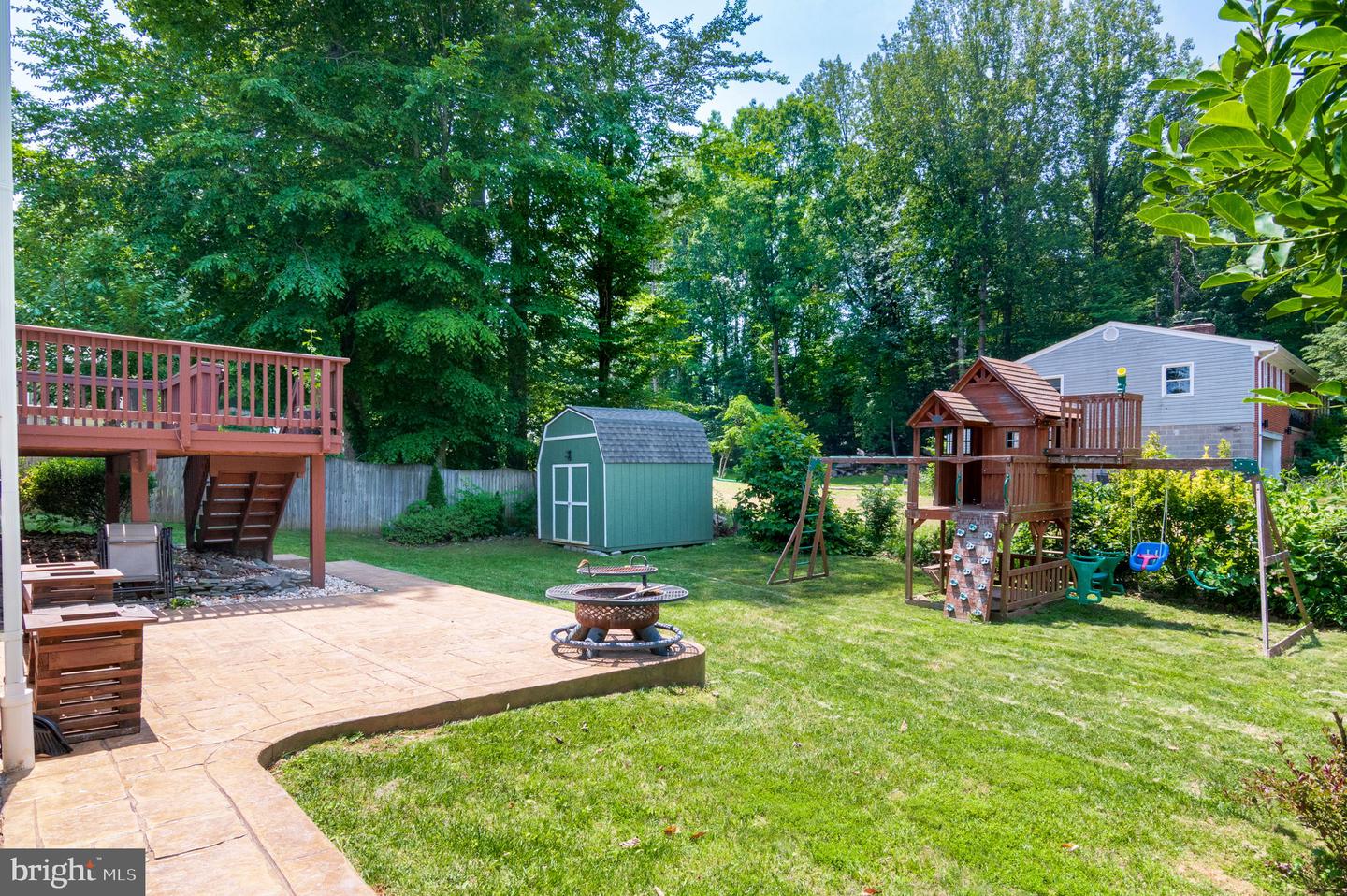 5833 RHODE ISLAND DR, WOODBRIDGE, Virginia 22193, 4 Bedrooms Bedrooms, ,3 BathroomsBathrooms,Residential,For sale,5833 RHODE ISLAND DR,VAPW2095616 MLS # VAPW2095616