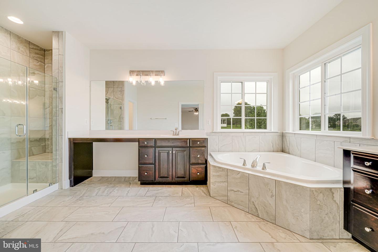 7425 SIGNAL HILL RD, MANASSAS, Virginia 20111, 5 Bedrooms Bedrooms, ,5 BathroomsBathrooms,Residential,For sale,7425 SIGNAL HILL RD,VAPW2095632 MLS # VAPW2095632
