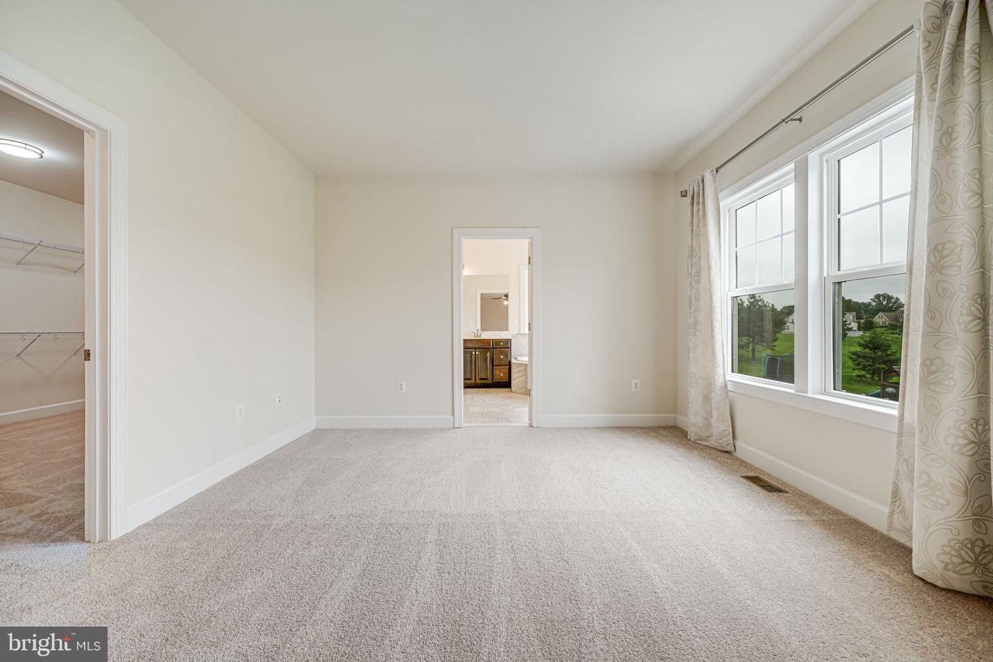 7425 SIGNAL HILL RD, MANASSAS, Virginia 20111, 5 Bedrooms Bedrooms, ,5 BathroomsBathrooms,Residential,For sale,7425 SIGNAL HILL RD,VAPW2095632 MLS # VAPW2095632