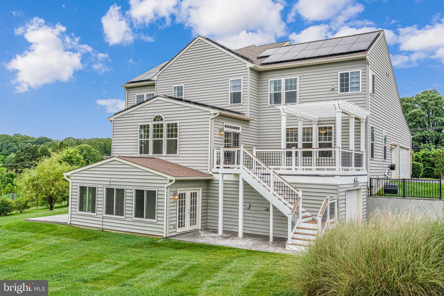 7425 SIGNAL HILL RD, MANASSAS, Virginia 20111, 5 Bedrooms Bedrooms, ,5 BathroomsBathrooms,Residential,For sale,7425 SIGNAL HILL RD,VAPW2095632 MLS # VAPW2095632