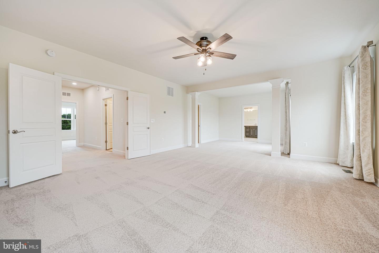 7425 SIGNAL HILL RD, MANASSAS, Virginia 20111, 5 Bedrooms Bedrooms, ,5 BathroomsBathrooms,Residential,For sale,7425 SIGNAL HILL RD,VAPW2095632 MLS # VAPW2095632