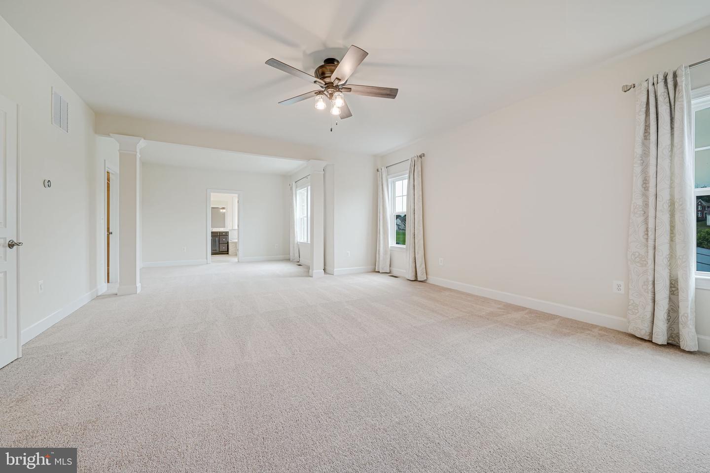 7425 SIGNAL HILL RD, MANASSAS, Virginia 20111, 5 Bedrooms Bedrooms, ,5 BathroomsBathrooms,Residential,For sale,7425 SIGNAL HILL RD,VAPW2095632 MLS # VAPW2095632