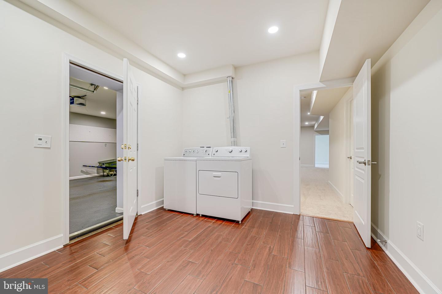 7425 SIGNAL HILL RD, MANASSAS, Virginia 20111, 5 Bedrooms Bedrooms, ,5 BathroomsBathrooms,Residential,For sale,7425 SIGNAL HILL RD,VAPW2095632 MLS # VAPW2095632