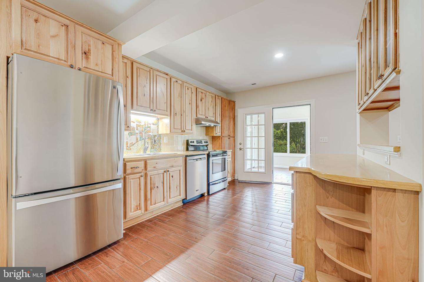 7425 SIGNAL HILL RD, MANASSAS, Virginia 20111, 5 Bedrooms Bedrooms, ,5 BathroomsBathrooms,Residential,For sale,7425 SIGNAL HILL RD,VAPW2095632 MLS # VAPW2095632
