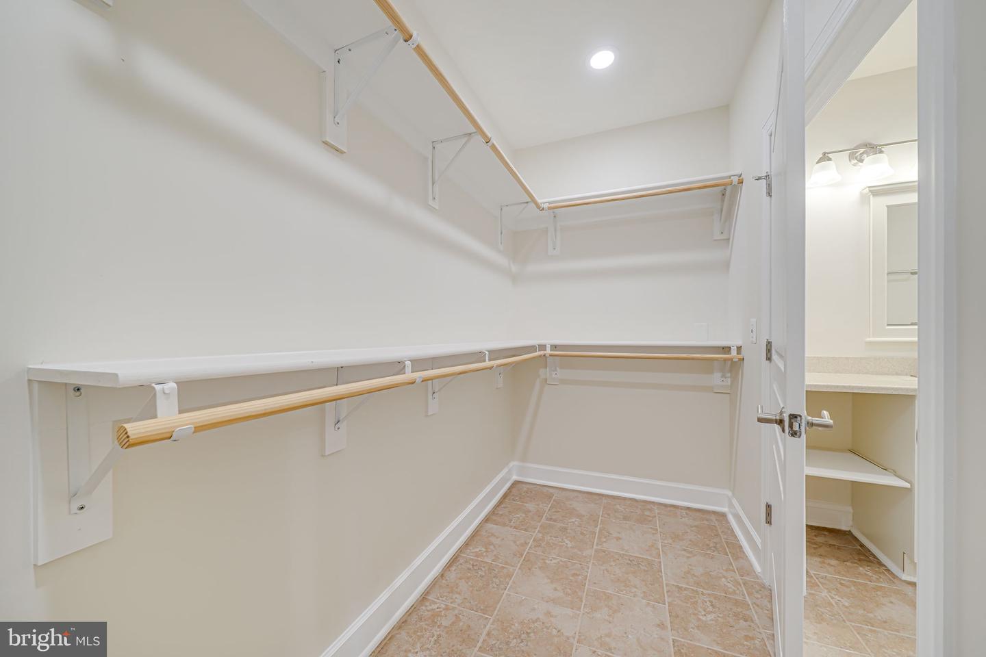 7425 SIGNAL HILL RD, MANASSAS, Virginia 20111, 5 Bedrooms Bedrooms, ,5 BathroomsBathrooms,Residential,For sale,7425 SIGNAL HILL RD,VAPW2095632 MLS # VAPW2095632