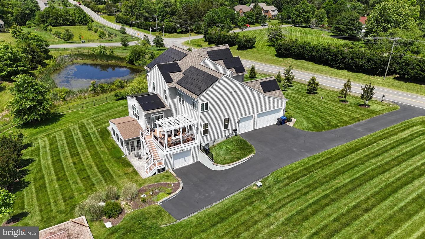 7425 SIGNAL HILL RD, MANASSAS, Virginia 20111, 5 Bedrooms Bedrooms, ,5 BathroomsBathrooms,Residential,For sale,7425 SIGNAL HILL RD,VAPW2095632 MLS # VAPW2095632
