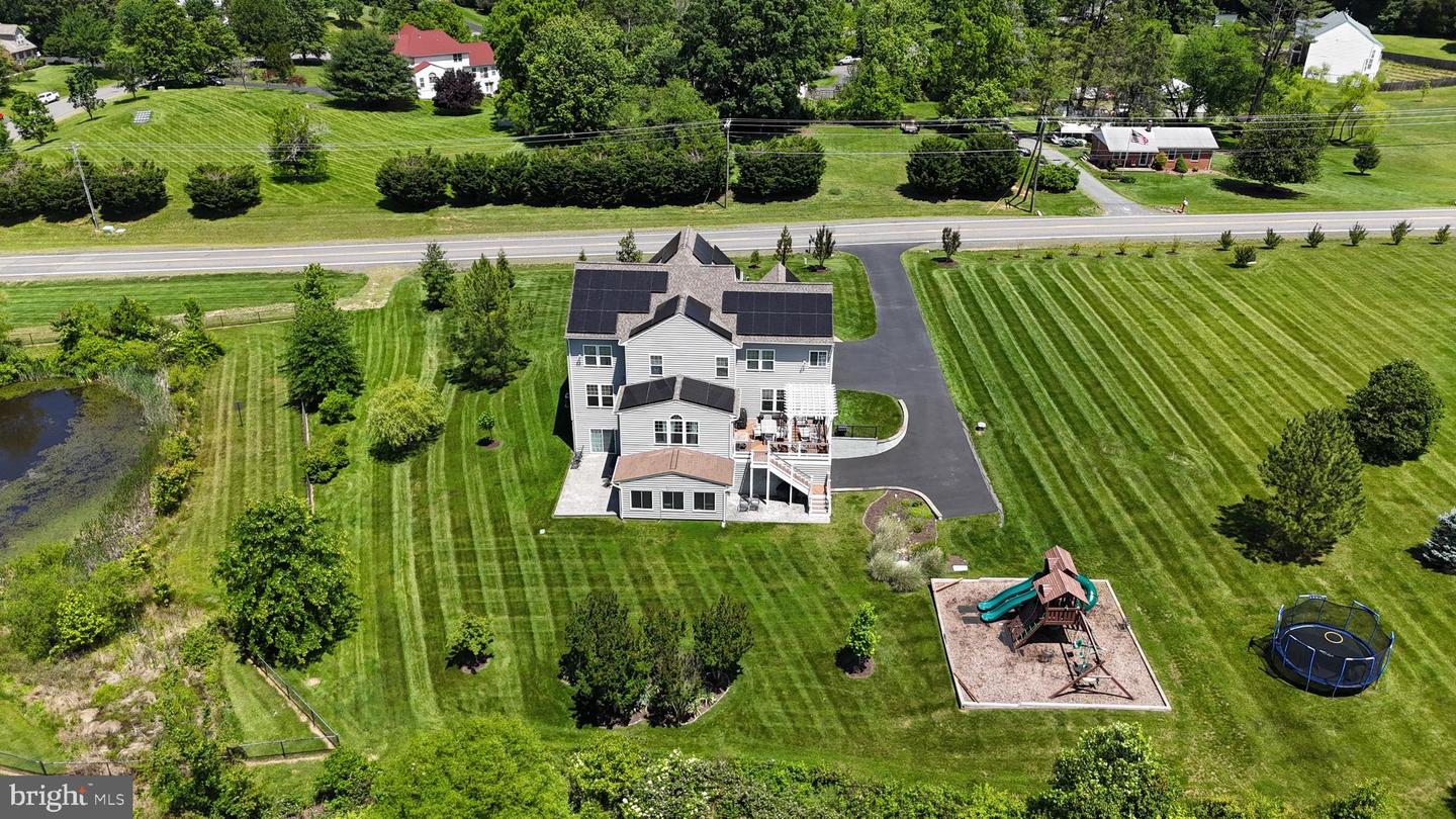 7425 SIGNAL HILL RD, MANASSAS, Virginia 20111, 5 Bedrooms Bedrooms, ,5 BathroomsBathrooms,Residential,For sale,7425 SIGNAL HILL RD,VAPW2095632 MLS # VAPW2095632