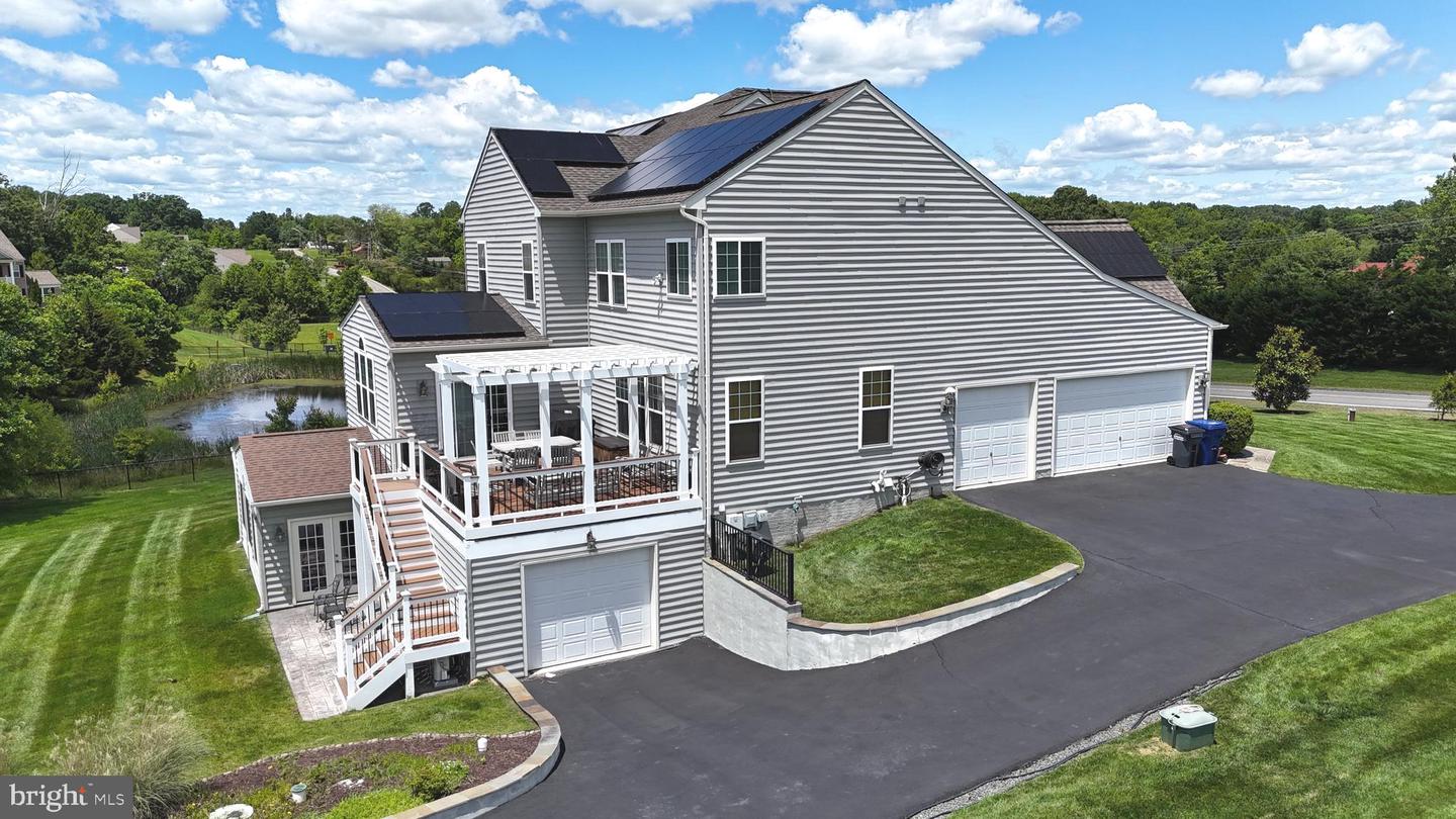 7425 SIGNAL HILL RD, MANASSAS, Virginia 20111, 5 Bedrooms Bedrooms, ,5 BathroomsBathrooms,Residential,For sale,7425 SIGNAL HILL RD,VAPW2095632 MLS # VAPW2095632