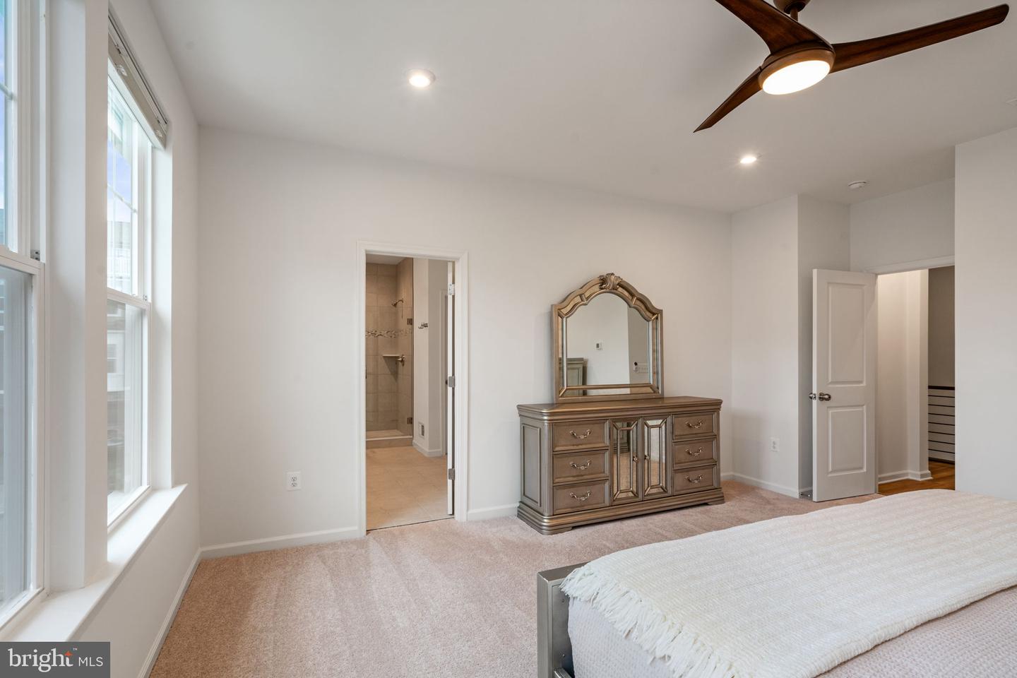 18010 WOODS OVERLOOK DR, DUMFRIES, Virginia 22026, 4 Bedrooms Bedrooms, ,3 BathroomsBathrooms,Residential,For sale,18010 WOODS OVERLOOK DR,VAPW2095658 MLS # VAPW2095658