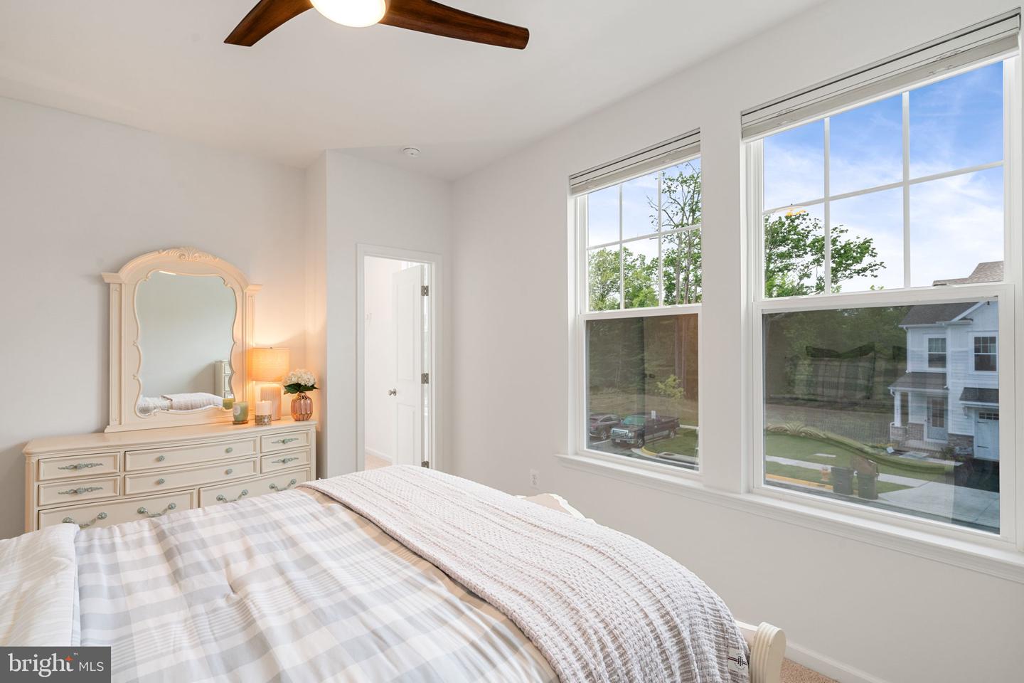18010 WOODS OVERLOOK DR, DUMFRIES, Virginia 22026, 4 Bedrooms Bedrooms, ,3 BathroomsBathrooms,Residential,For sale,18010 WOODS OVERLOOK DR,VAPW2095658 MLS # VAPW2095658
