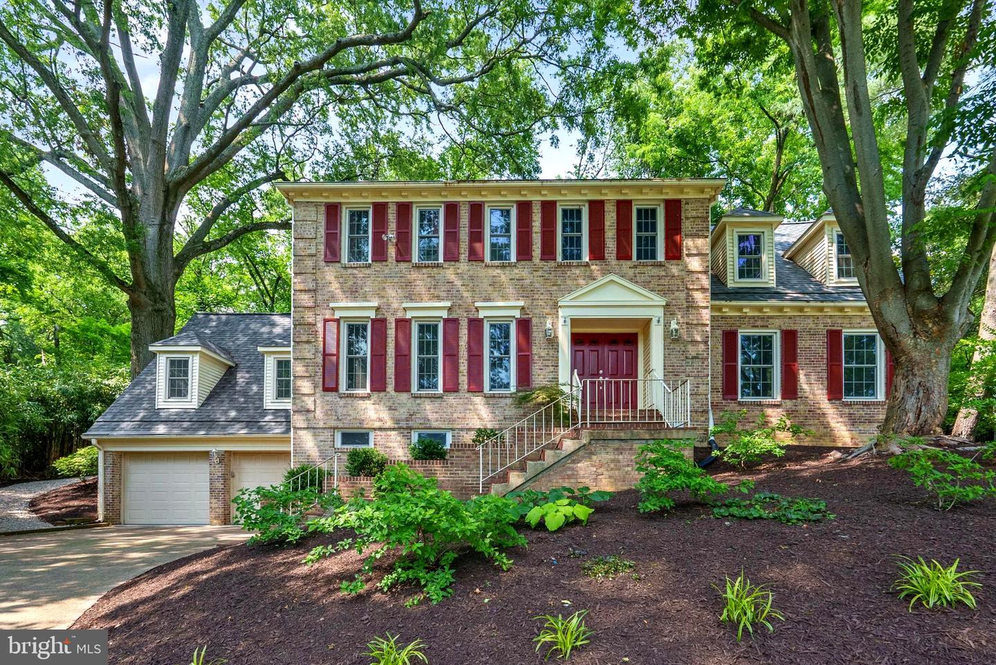 2014 MASON HILL DR, ALEXANDRIA, Virginia 22307, 5 Bedrooms Bedrooms, ,4 BathroomsBathrooms,Residential,For sale,2014 MASON HILL DR,VAFX2243576 MLS # VAFX2243576