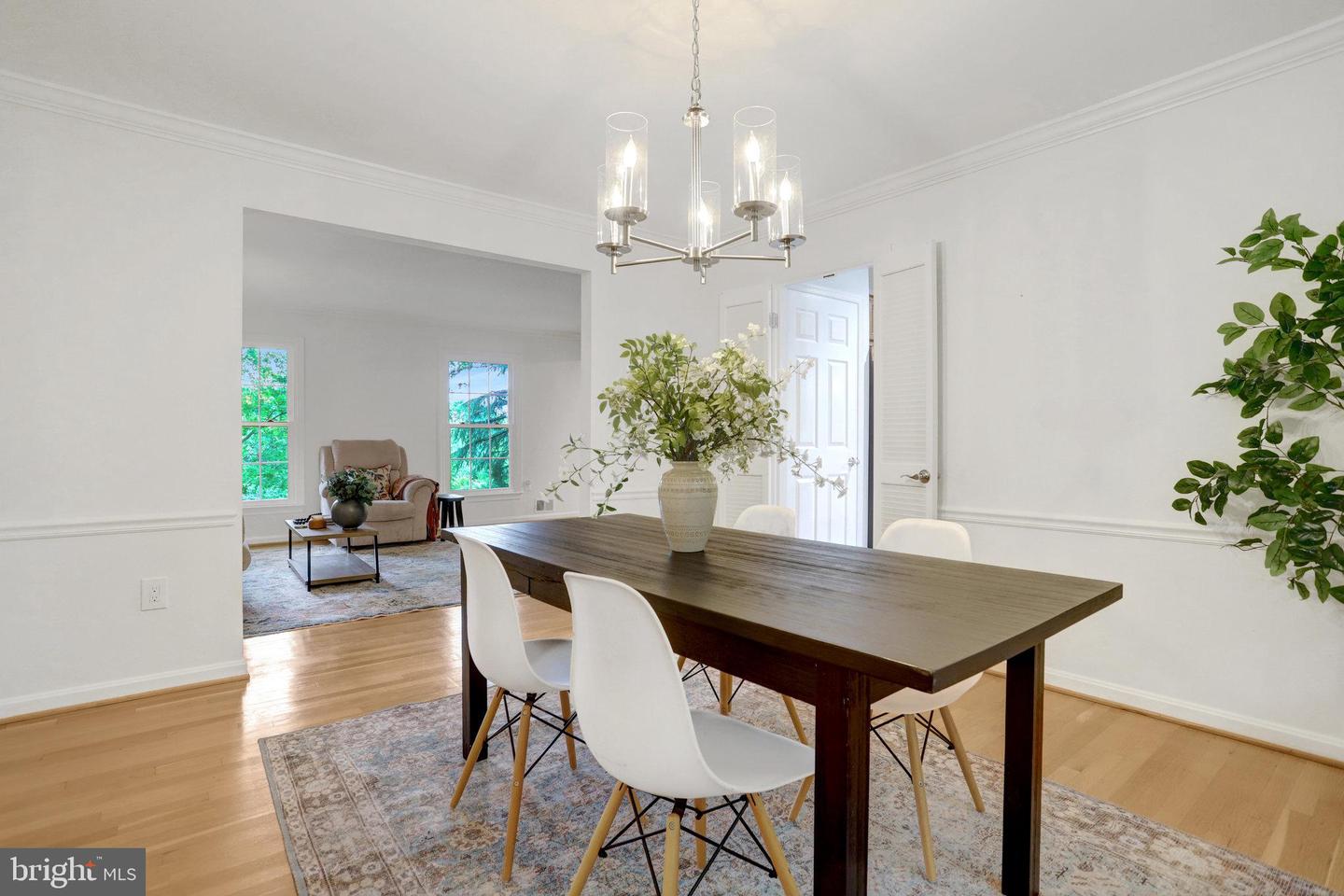 2014 MASON HILL DR, ALEXANDRIA, Virginia 22307, 5 Bedrooms Bedrooms, ,4 BathroomsBathrooms,Residential,For sale,2014 MASON HILL DR,VAFX2243576 MLS # VAFX2243576