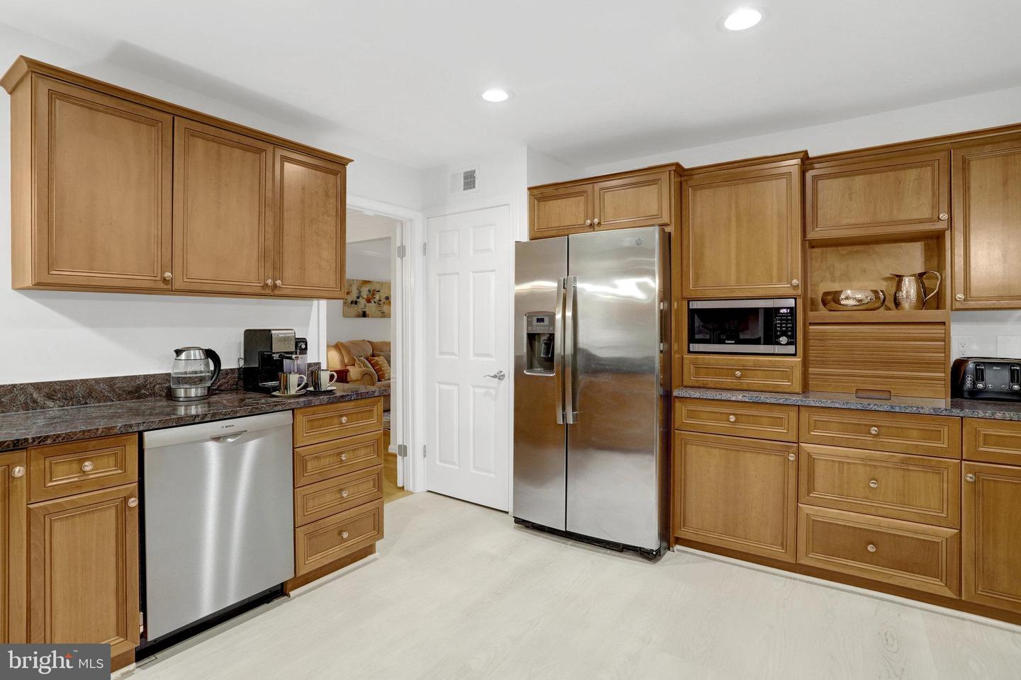 2014 MASON HILL DR, ALEXANDRIA, Virginia 22307, 5 Bedrooms Bedrooms, ,4 BathroomsBathrooms,Residential,For sale,2014 MASON HILL DR,VAFX2243576 MLS # VAFX2243576