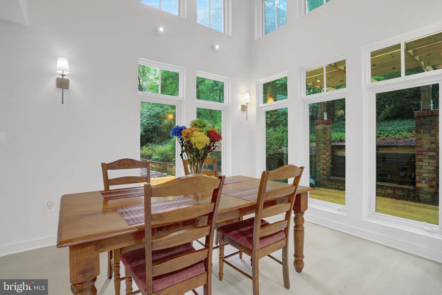 2014 MASON HILL DR, ALEXANDRIA, Virginia 22307, 5 Bedrooms Bedrooms, ,4 BathroomsBathrooms,Residential,For sale,2014 MASON HILL DR,VAFX2243576 MLS # VAFX2243576