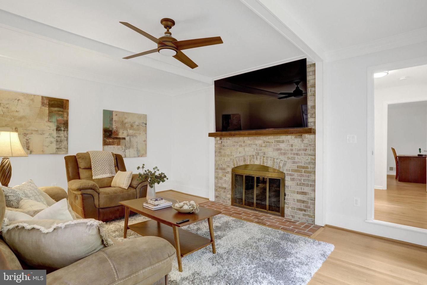2014 MASON HILL DR, ALEXANDRIA, Virginia 22307, 5 Bedrooms Bedrooms, ,4 BathroomsBathrooms,Residential,For sale,2014 MASON HILL DR,VAFX2243576 MLS # VAFX2243576
