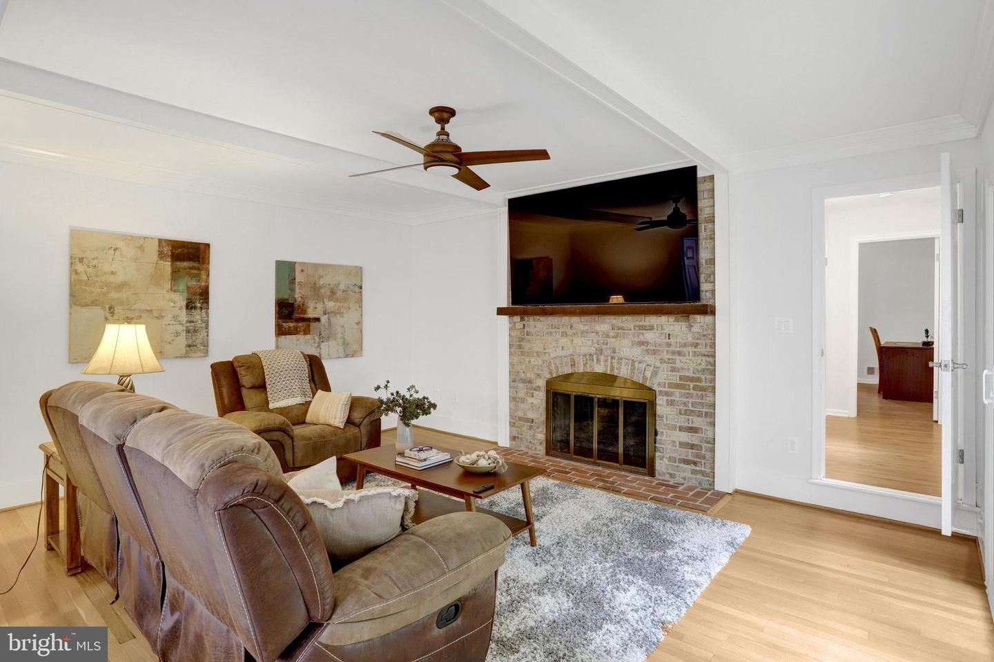 2014 MASON HILL DR, ALEXANDRIA, Virginia 22307, 5 Bedrooms Bedrooms, ,4 BathroomsBathrooms,Residential,For sale,2014 MASON HILL DR,VAFX2243576 MLS # VAFX2243576