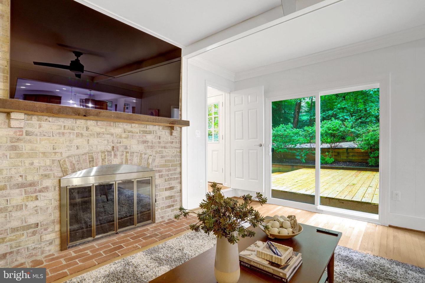 2014 MASON HILL DR, ALEXANDRIA, Virginia 22307, 5 Bedrooms Bedrooms, ,4 BathroomsBathrooms,Residential,For sale,2014 MASON HILL DR,VAFX2243576 MLS # VAFX2243576