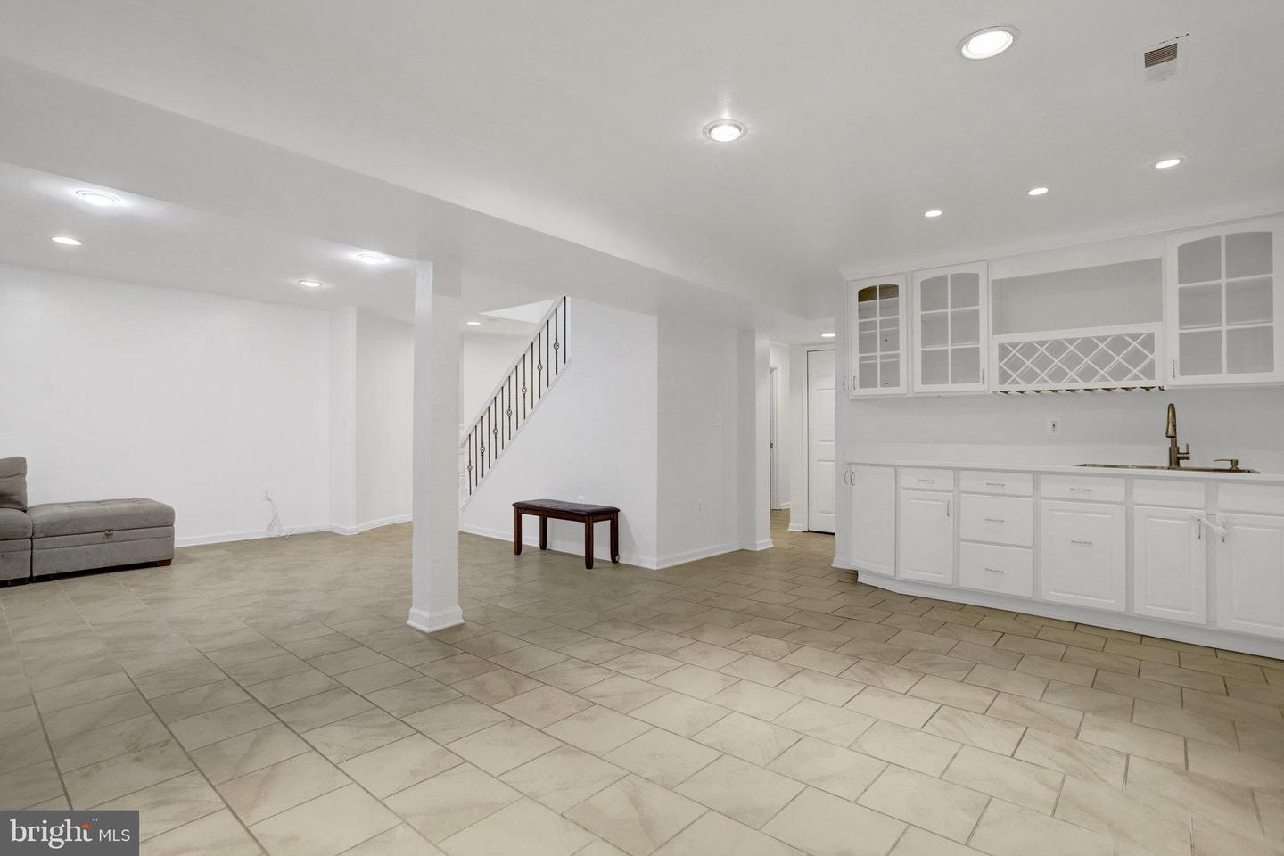 2014 MASON HILL DR, ALEXANDRIA, Virginia 22307, 5 Bedrooms Bedrooms, ,4 BathroomsBathrooms,Residential,For sale,2014 MASON HILL DR,VAFX2243576 MLS # VAFX2243576