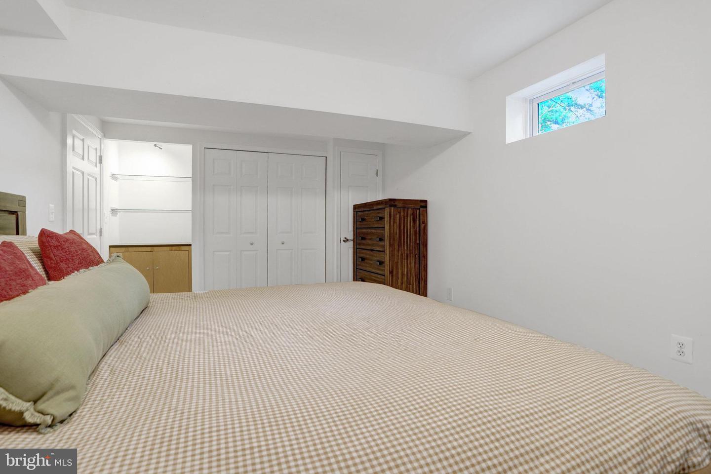 2014 MASON HILL DR, ALEXANDRIA, Virginia 22307, 5 Bedrooms Bedrooms, ,4 BathroomsBathrooms,Residential,For sale,2014 MASON HILL DR,VAFX2243576 MLS # VAFX2243576
