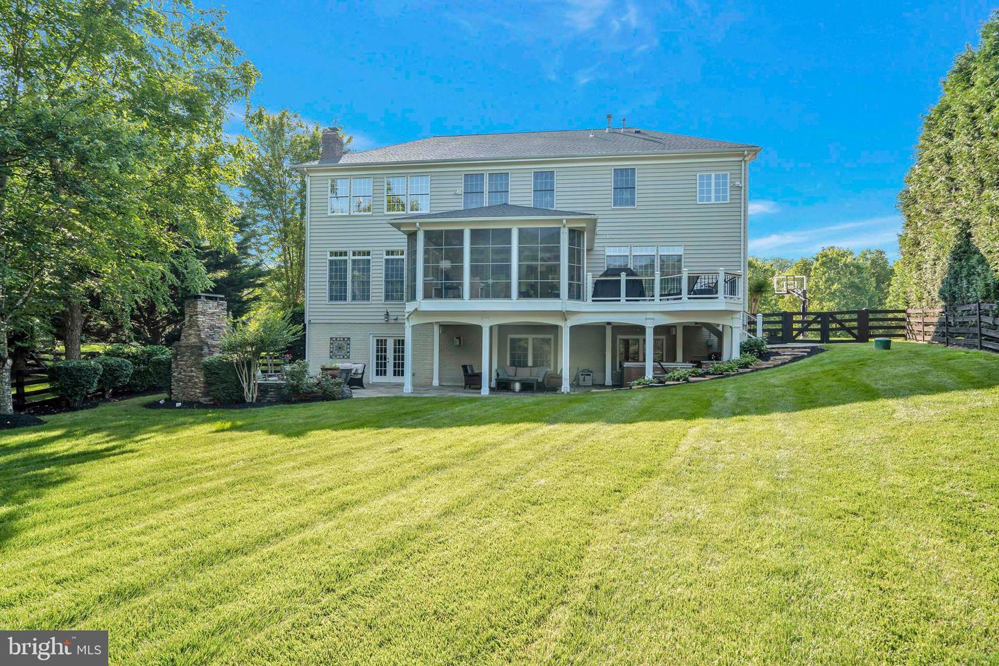 24140 HEATHER HILL PL, ALDIE, Virginia 20105, 5 Bedrooms Bedrooms, ,4 BathroomsBathrooms,Residential,For sale,24140 HEATHER HILL PL,VALO2097992 MLS # VALO2097992