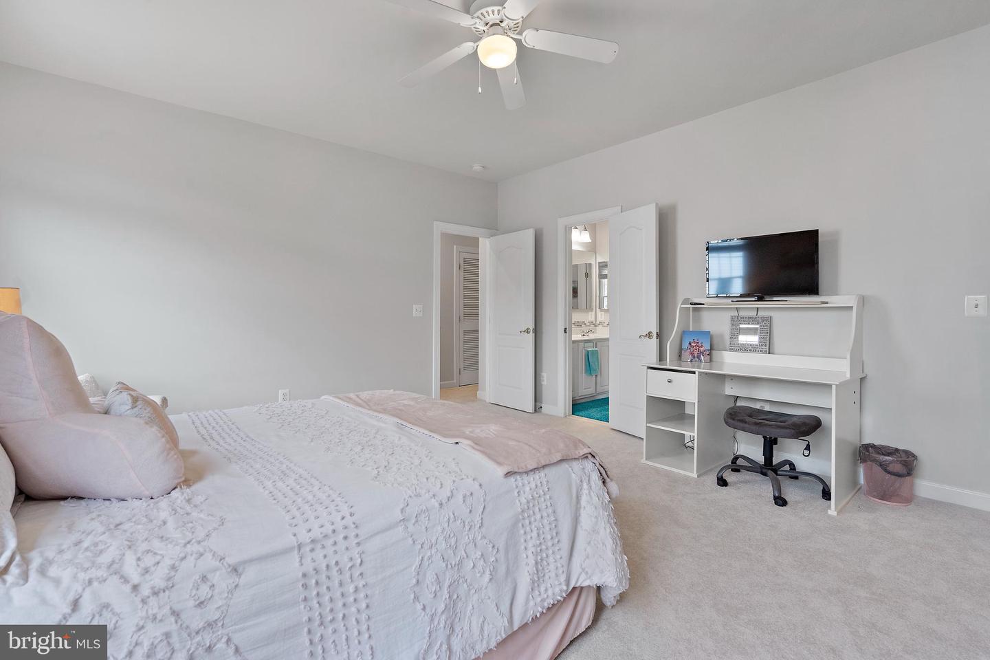 24140 HEATHER HILL PL, ALDIE, Virginia 20105, 5 Bedrooms Bedrooms, ,4 BathroomsBathrooms,Residential,For sale,24140 HEATHER HILL PL,VALO2097992 MLS # VALO2097992