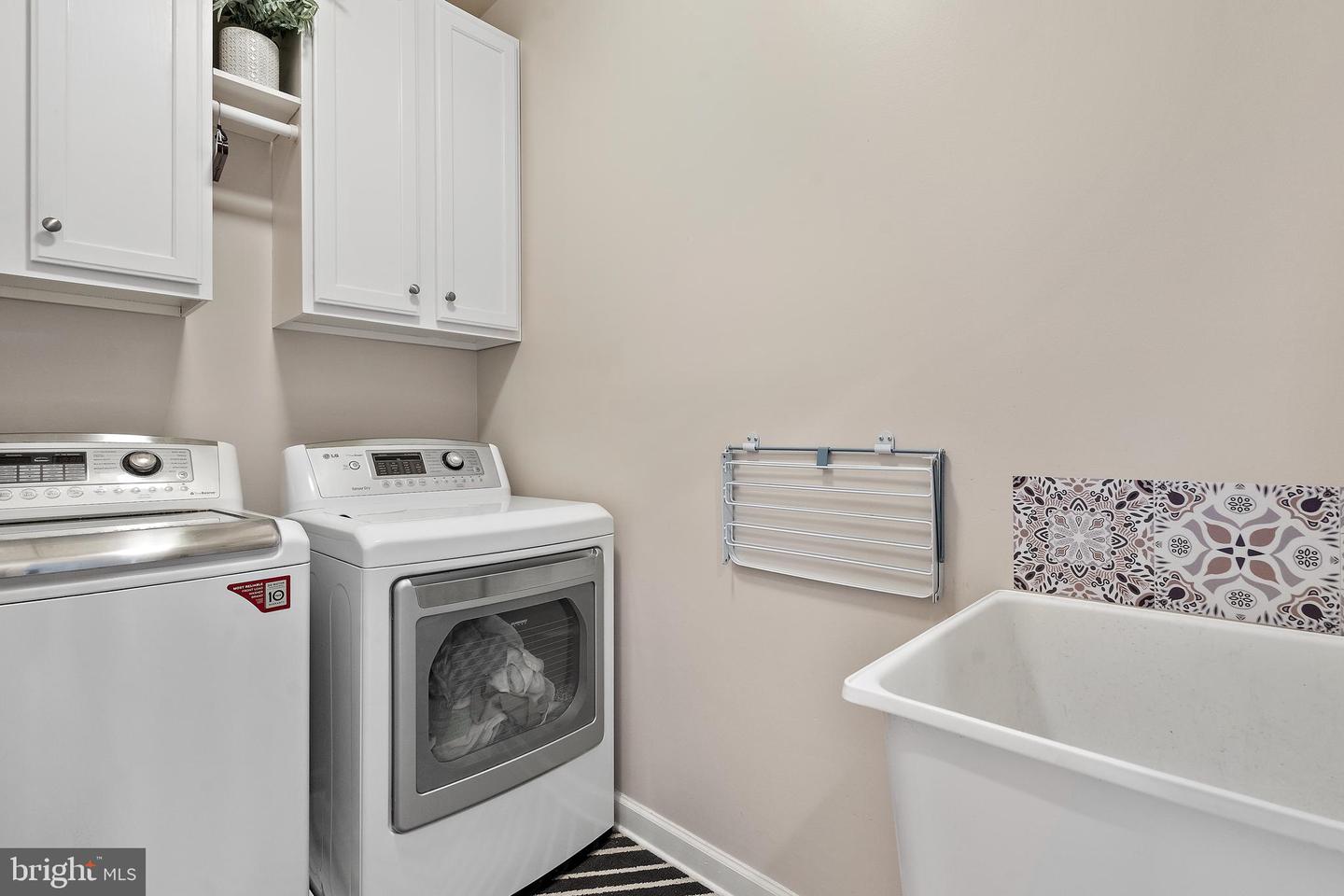 24140 HEATHER HILL PL, ALDIE, Virginia 20105, 5 Bedrooms Bedrooms, ,4 BathroomsBathrooms,Residential,For sale,24140 HEATHER HILL PL,VALO2097992 MLS # VALO2097992