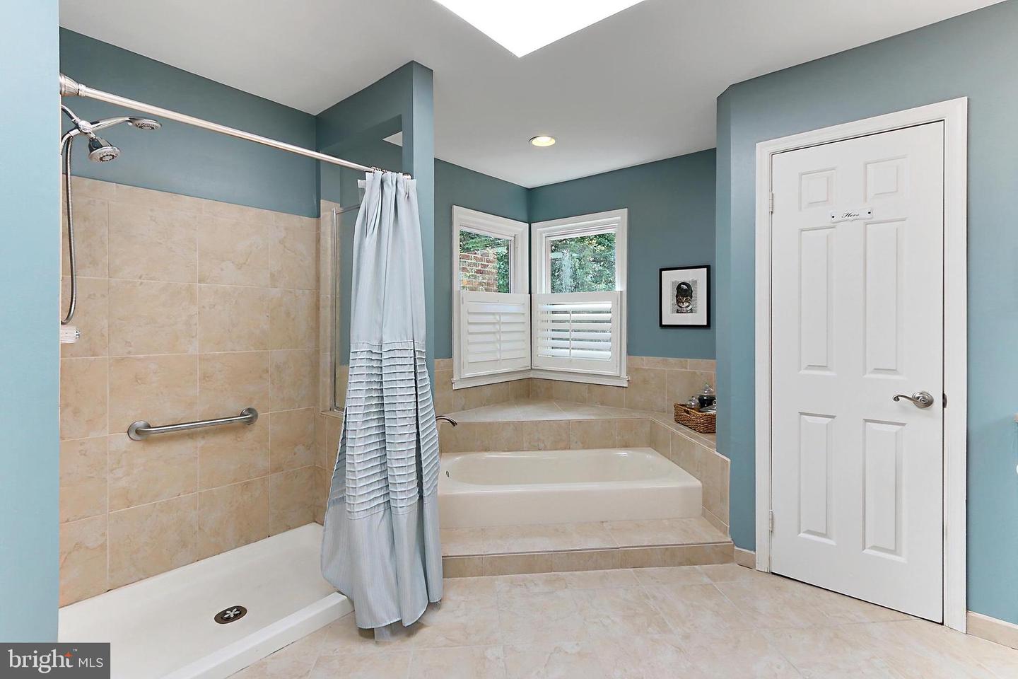 13757 CABELLS MILL DR, CENTREVILLE, Virginia 20120, 6 Bedrooms Bedrooms, ,3 BathroomsBathrooms,Residential,For sale,13757 CABELLS MILL DR,VAFX2243624 MLS # VAFX2243624