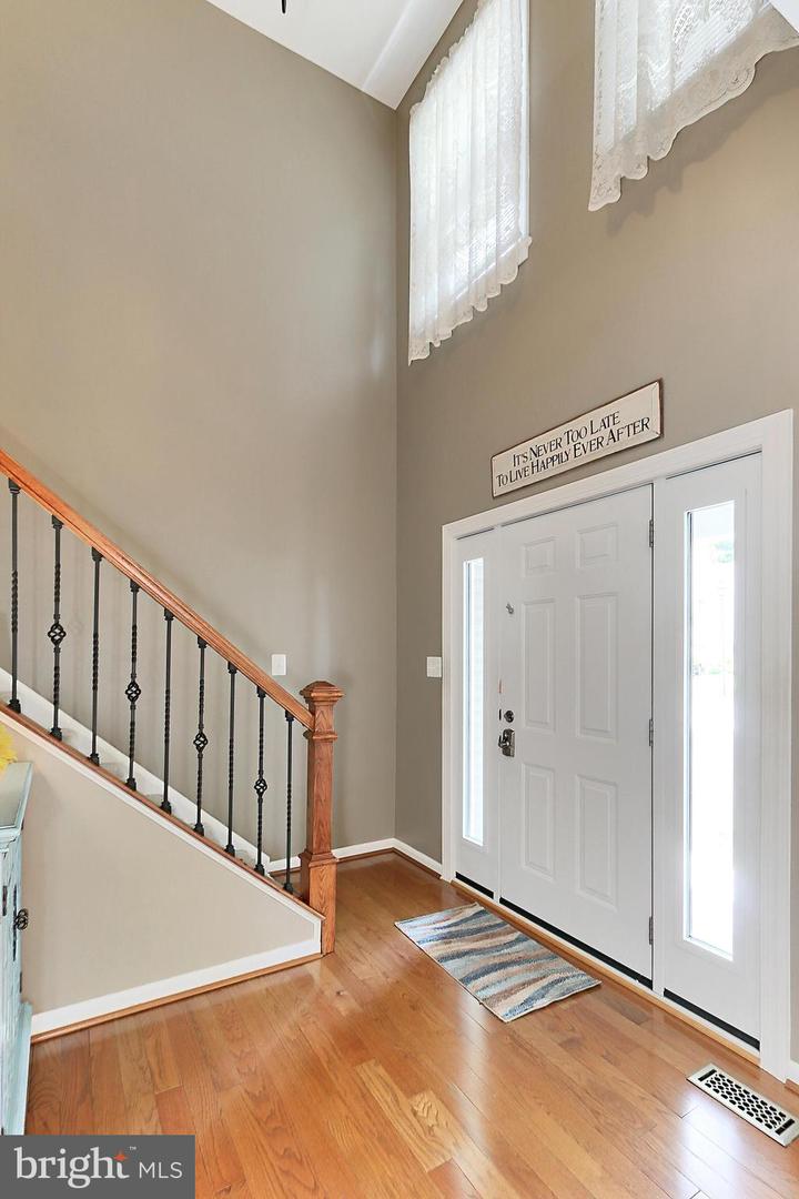 13757 CABELLS MILL DR, CENTREVILLE, Virginia 20120, 6 Bedrooms Bedrooms, ,3 BathroomsBathrooms,Residential,For sale,13757 CABELLS MILL DR,VAFX2243624 MLS # VAFX2243624