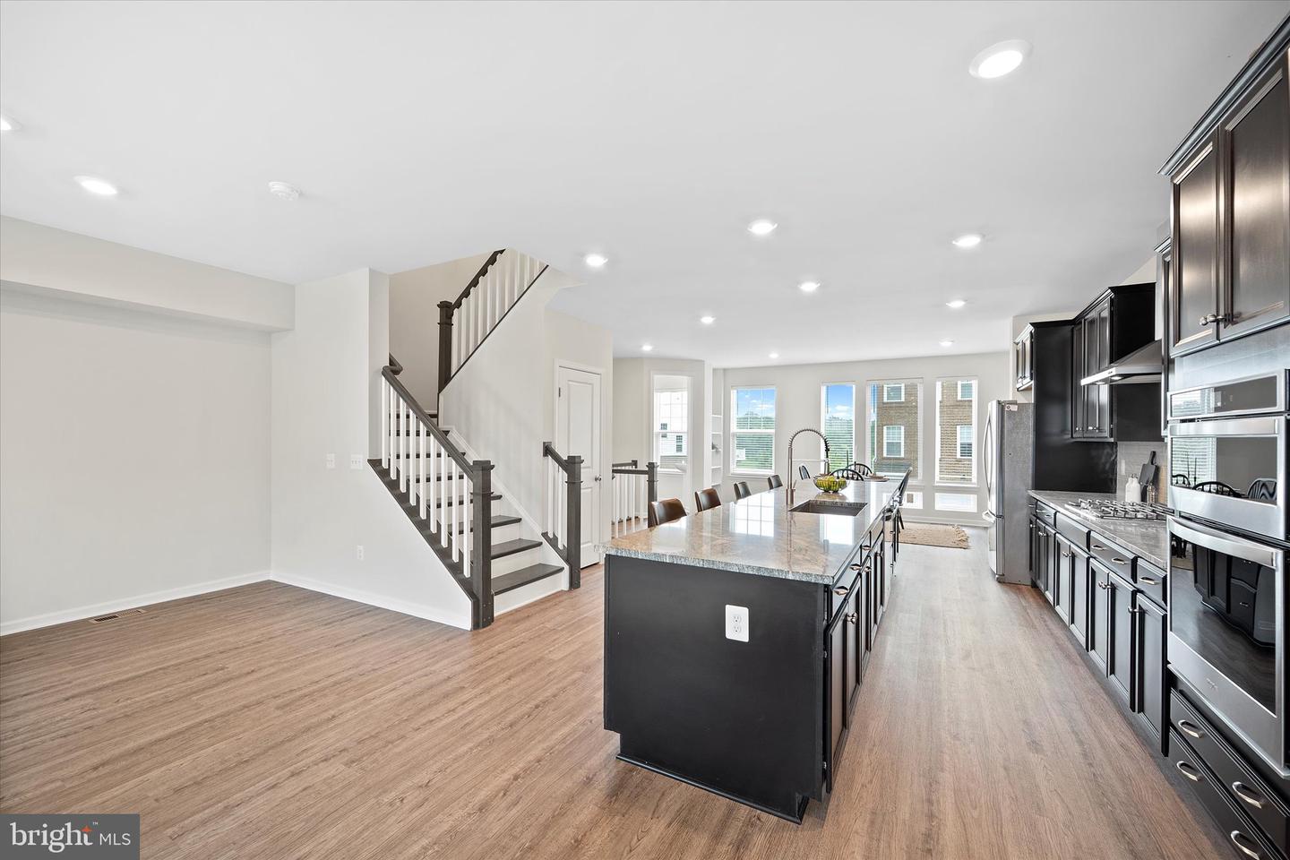 42984 LOST FARM TER, LEESBURG, Virginia 20175, 4 Bedrooms Bedrooms, ,3 BathroomsBathrooms,Residential,For sale,42984 LOST FARM TER,VALO2098060 MLS # VALO2098060