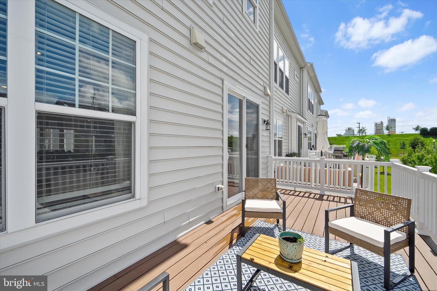 42984 LOST FARM TER, LEESBURG, Virginia 20175, 4 Bedrooms Bedrooms, ,3 BathroomsBathrooms,Residential,For sale,42984 LOST FARM TER,VALO2098060 MLS # VALO2098060