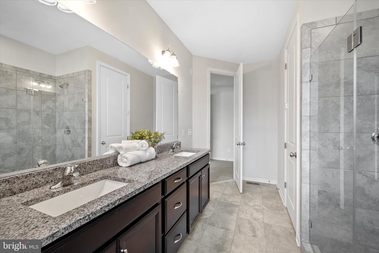 42984 LOST FARM TER, LEESBURG, Virginia 20175, 4 Bedrooms Bedrooms, ,3 BathroomsBathrooms,Residential,For sale,42984 LOST FARM TER,VALO2098060 MLS # VALO2098060