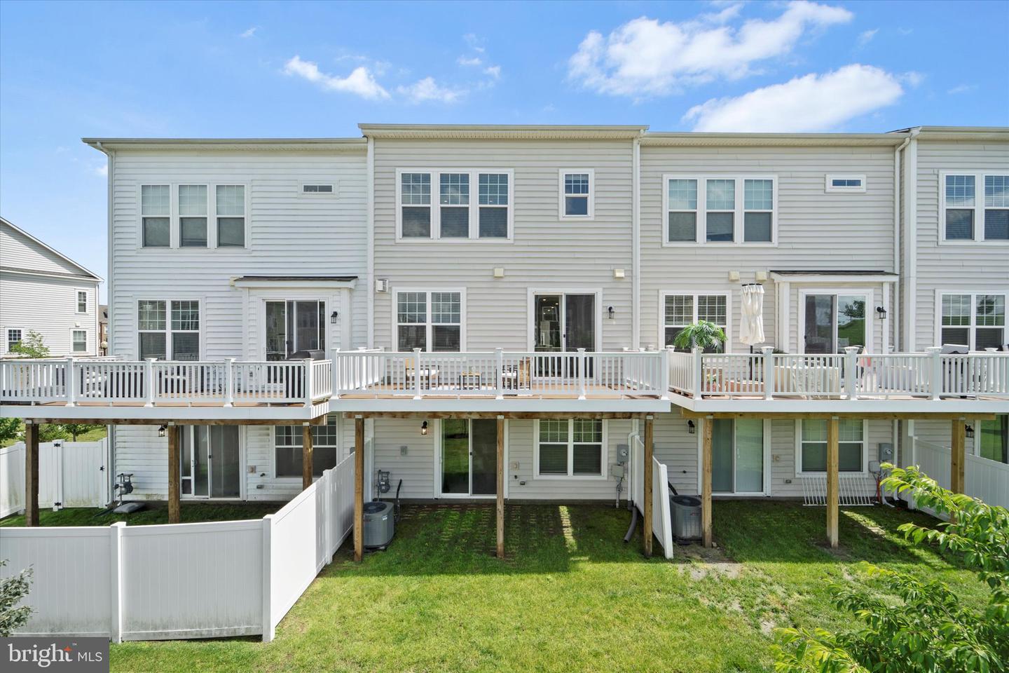 42984 LOST FARM TER, LEESBURG, Virginia 20175, 4 Bedrooms Bedrooms, ,3 BathroomsBathrooms,Residential,For sale,42984 LOST FARM TER,VALO2098060 MLS # VALO2098060