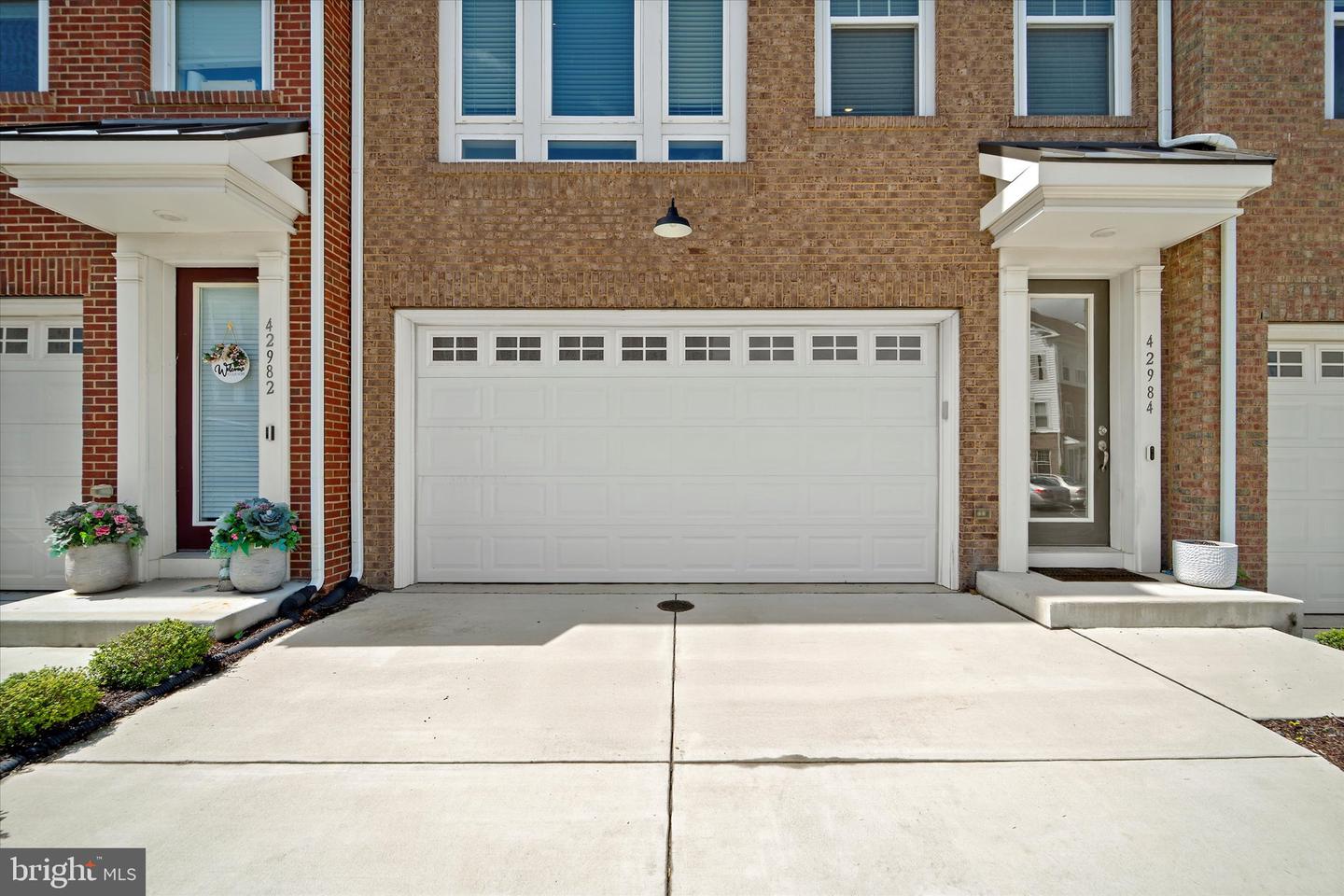 42984 LOST FARM TER, LEESBURG, Virginia 20175, 4 Bedrooms Bedrooms, ,3 BathroomsBathrooms,Residential,For sale,42984 LOST FARM TER,VALO2098060 MLS # VALO2098060