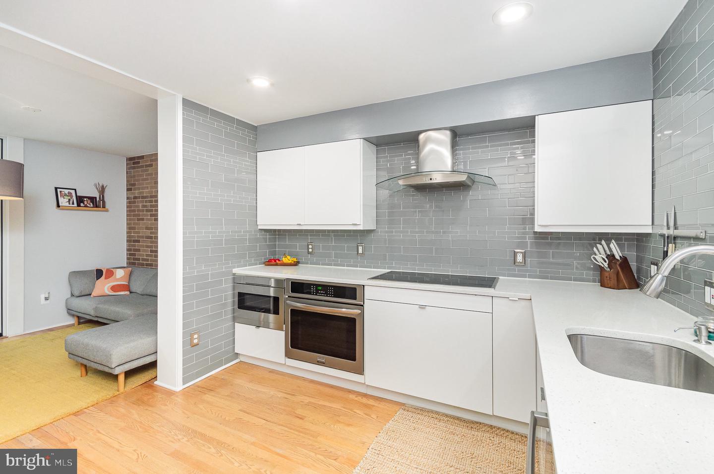 1690 CHIMNEY HOUSE RD, RESTON, Virginia 20190, 3 Bedrooms Bedrooms, ,3 BathroomsBathrooms,Residential,For sale,1690 CHIMNEY HOUSE RD,VAFX2243828 MLS # VAFX2243828